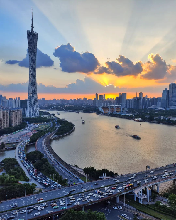 閱江西路20年蛻變，除了小蠻腰還有什么？